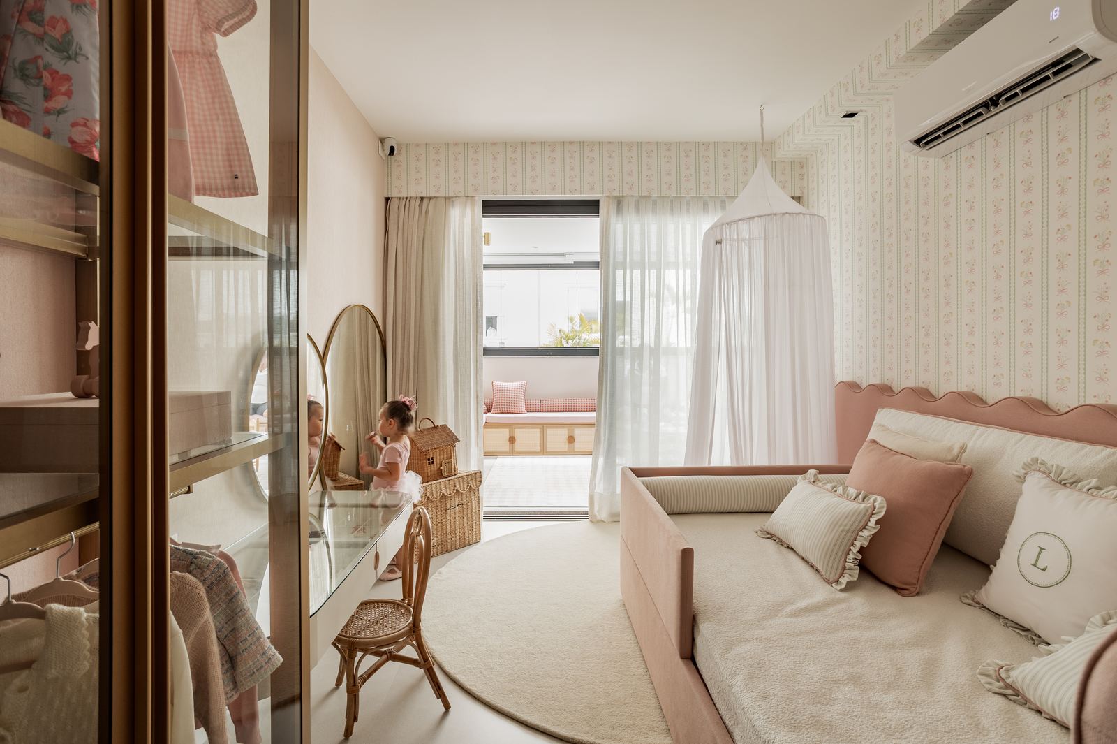 Quarto Louise
